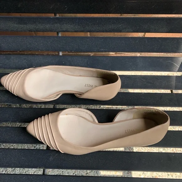 Nine West Flats - Picture 2 of 6